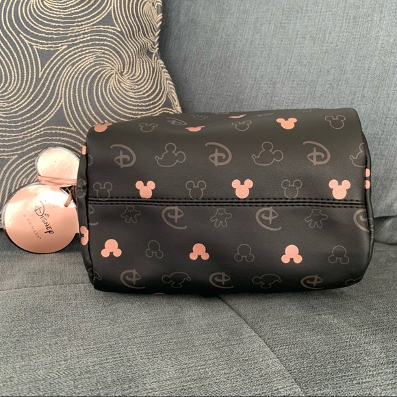 NEW ⭐️ Disney Rose Gold Emblem Vegan Leather Cosmetic Tote Makeup Bag - Picture 5 of 7